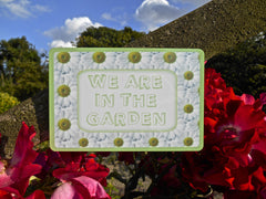 I'm in the Garden Daisy Sign  + Add Your Own Text from www.honeymellow.com