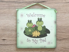 'Welcome to Our Pad' Daisy Square Shabby Chic Personalised Signs