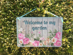 'I'm in the Garden' Rustic Floral Wood Effect Metal or Wooden Sign + Add Your Own Text