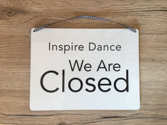 Open and Closed Reversible Italic Hanging Metal Signs in Silver, Gold or White