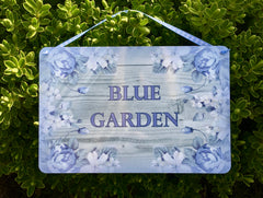 'I'm in the Garden' Grey Wood Effect Metal or Wooden Sign + Add Your Own Text